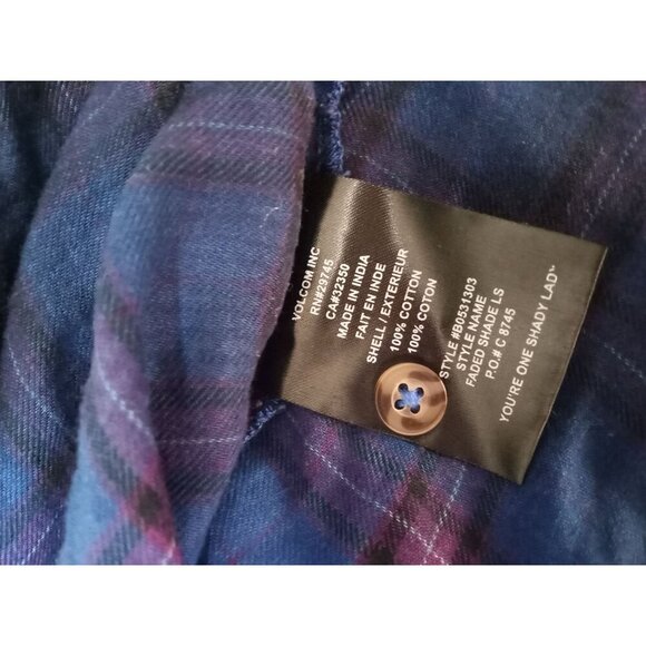 Volcom Womens Ombre Blue/Red Button Down Flannel Shirt Size Medium - Picture 8 of 9